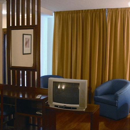 فندق بيليكْروسفي  Hg Gaona الغرفة الصورة